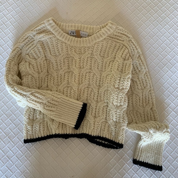 Zara Sweaters - Zara Fisherman Sweater